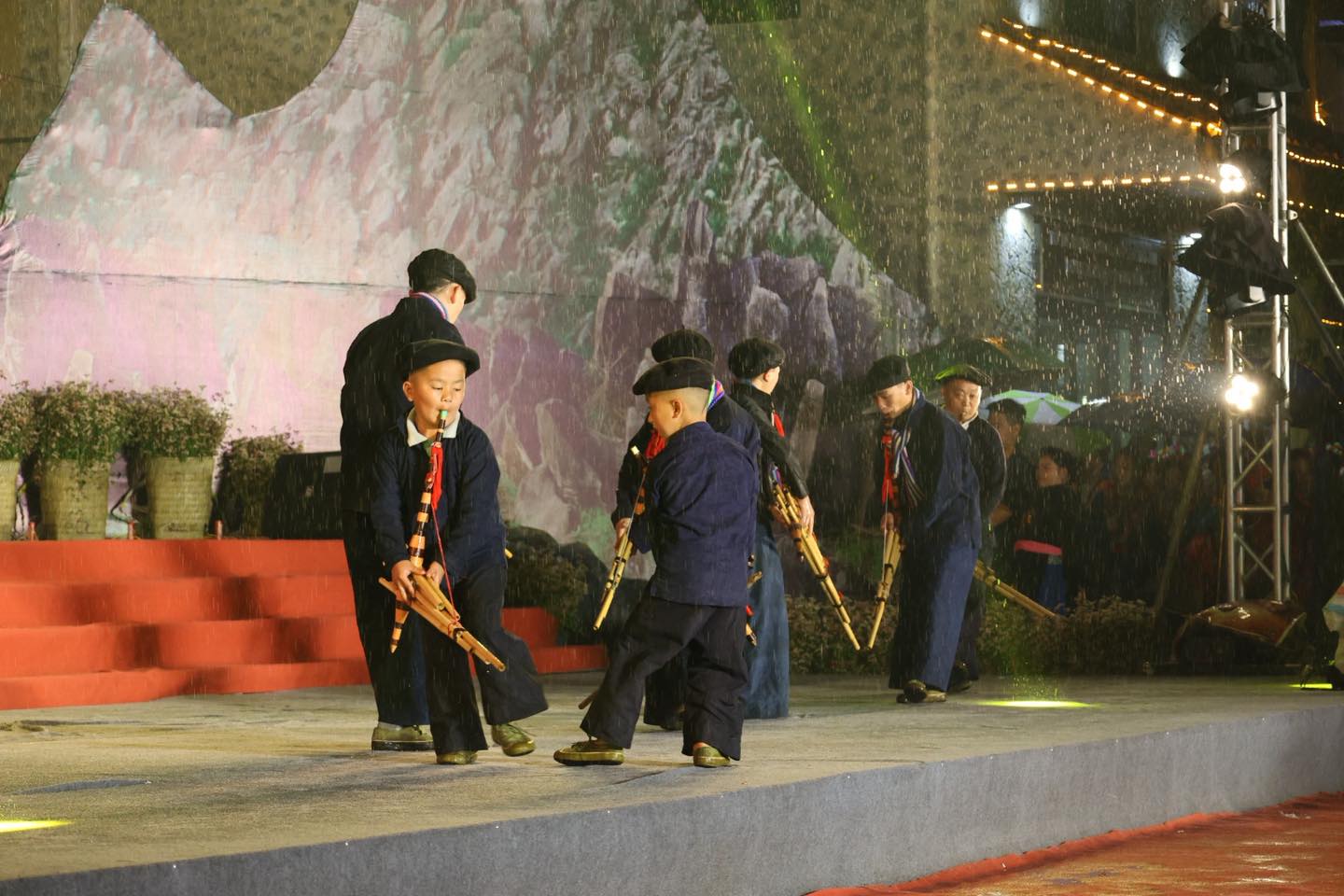 Lễ hội Khèn Mông - Diễu hành Đường Phố lần thứ III xã Đồng Văn năm 2026